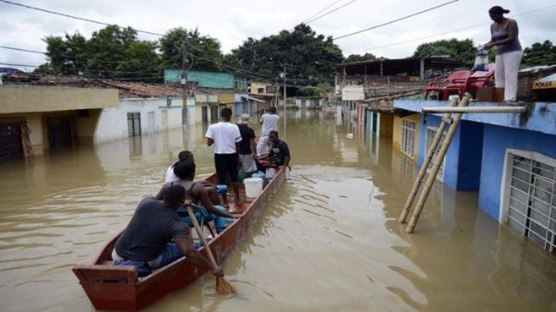 Declara Colombia alerta máxima por lluvias