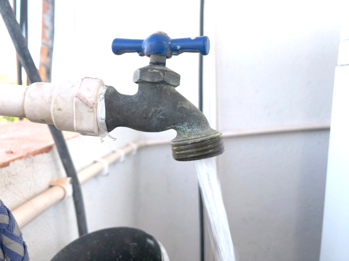 Anuncia COMAPA corte de agua por reemplazo de abrazadera