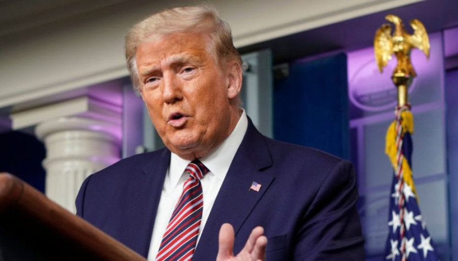 Extienden Facebook e Instagram a dos años de suspensión a las cuentas de Trump 