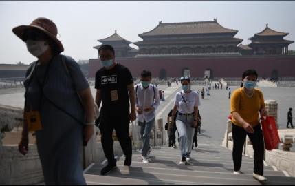 Confirma China primer caso humano de cepa de gripe aviar H10N3