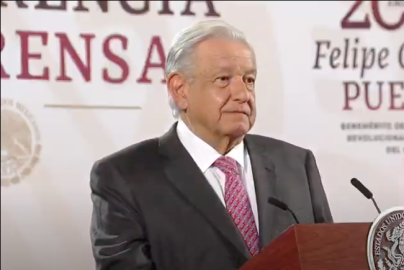 La Constitución es clara: AMLO defiende sobrerrepresentación de Morena 
