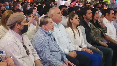 Concentra "El Truco" a miles de personas en Matamoros