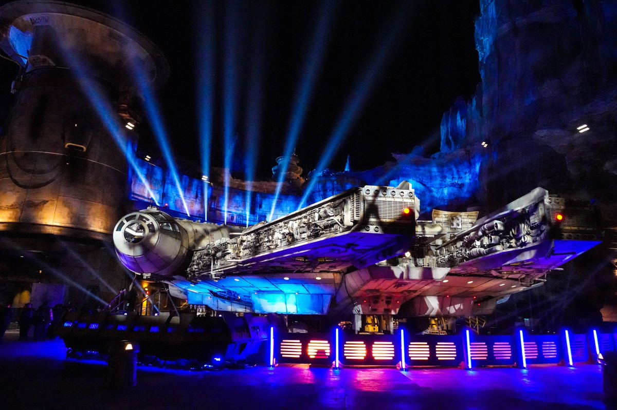 Revelan el primer vistazo al parque temático de Star Wars