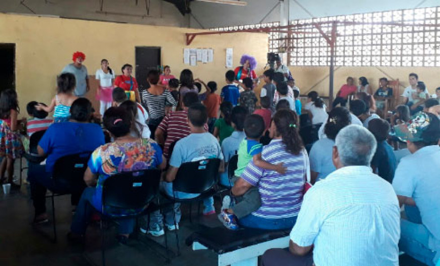 Asisten más de mil personas a visita del Cedes