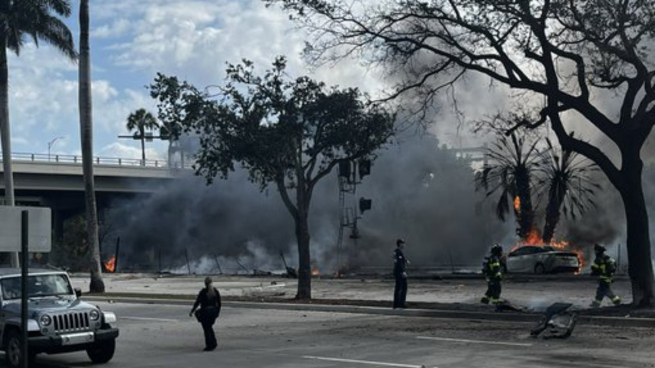 Nuevo accidente aéreo en Estados Unidos: Avioneta se estrella en Boca Ratón, Florida 