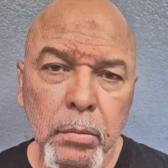Detienen a hombre por presuntamente apuñalar a su esposa en La Feria, Texas