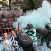 Lanzan bombas Molotov en embajada de Israel en México