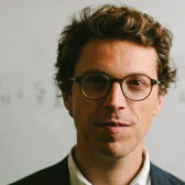 Asesinaron en Boston a Nuno Loureiro, director de un laboratorio clave de fusi&oacute;n nuclear del MIT