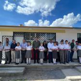 Entrega alcalde nueva aula en telesecundaria de colonia Lampacitos