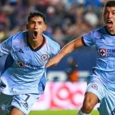 Cruz Azul vence 2-1 al líder Atlético San Luis