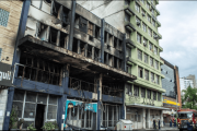 Incendio en un hotel deja al menos 10 muertos en Brasil