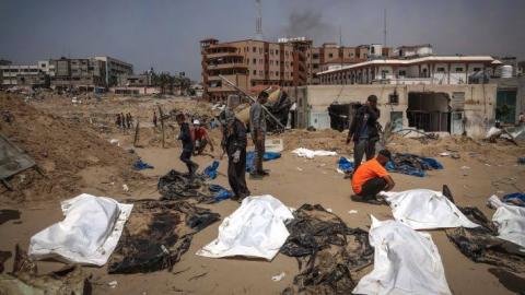 Más de 300 cadáveres son encontrados en fosa común en Gaza 