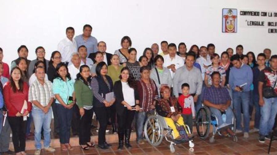 Personal del DIF Oaxaca se capacita en lenguaje incluyente