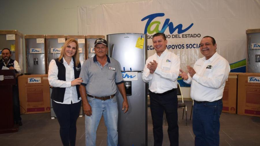Gobierno del Estado y SEBIEN cumplen compromisos a familias reynosenses.