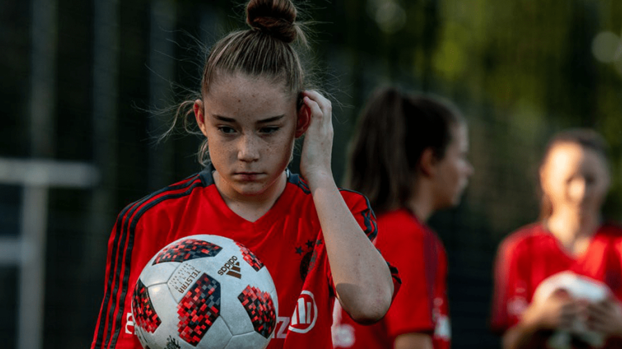 La pequeña de 13 años que se convirtió en futbolista profesional