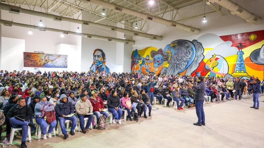 Presidió Carlos Peña Ortiz proceso de recepción de documentos para las Becas Municipales