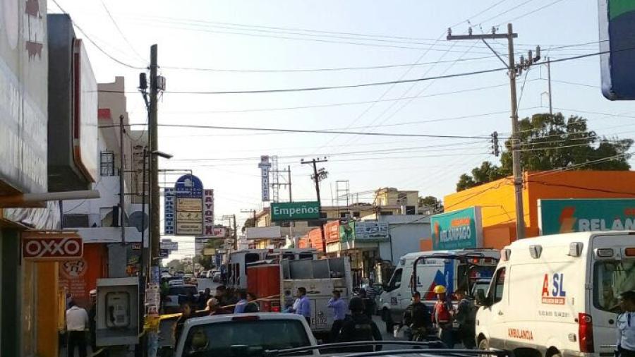 Camioneta mata a comensal en Ciudad Madero