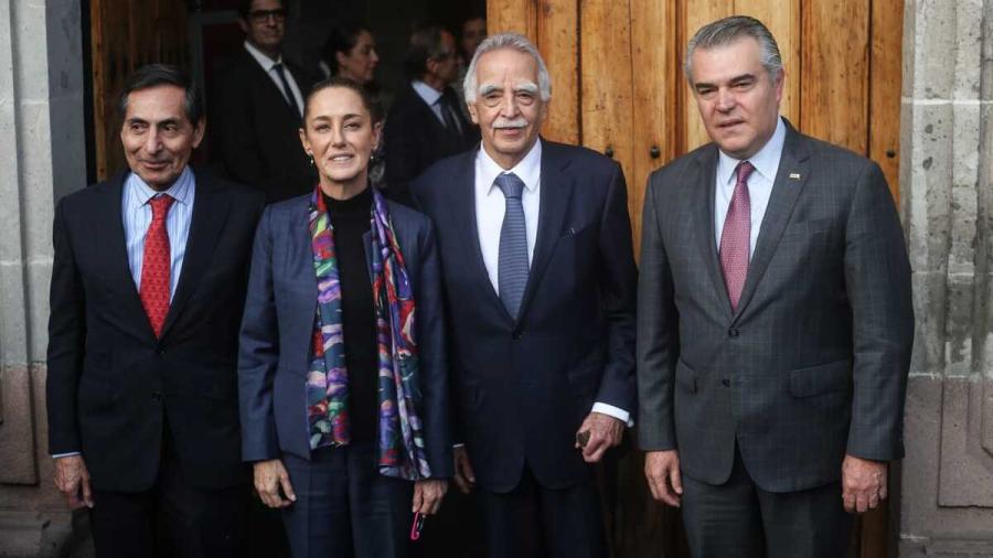 Sheinbaum presenta el ‘Plan México’ a empresarios en reunión: pide colaboración