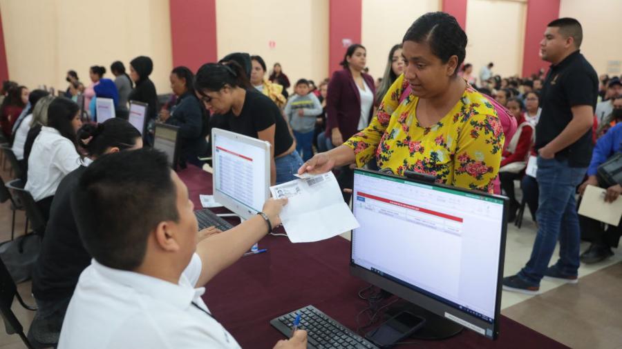 Inicia este martes 22 de abril entrega de tarjetas de Becas Municipales