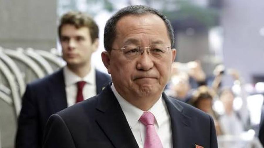 Viaja canciller de Corea del Norte a Suecia