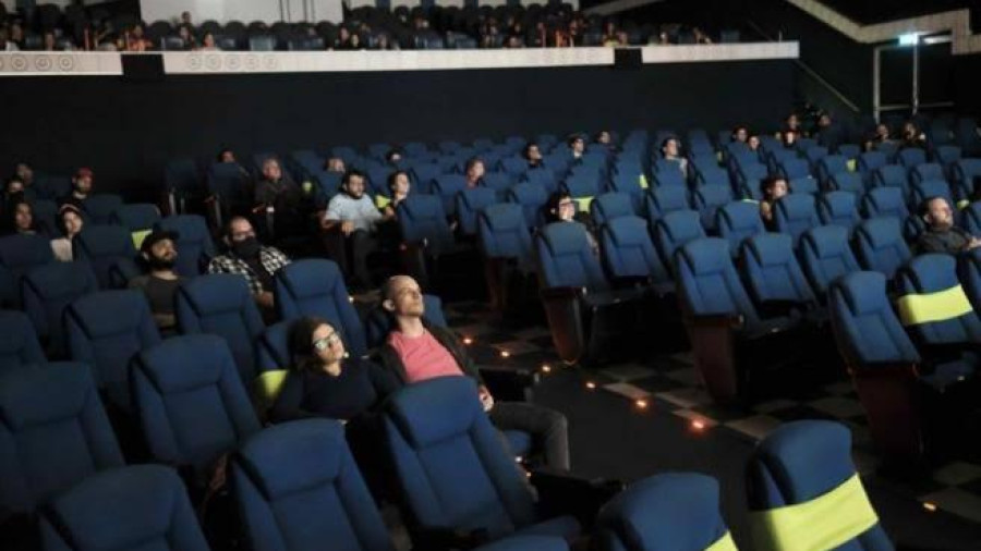 Cines abrir&aacute;n ma&ntilde;ana en municipios de Fase 2