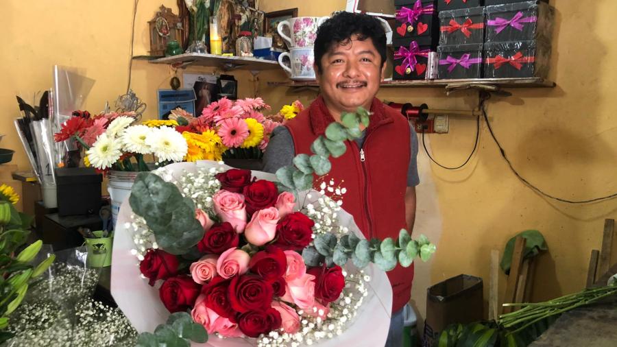 Florerías esperan a "enamorados" para incrementar ventas 