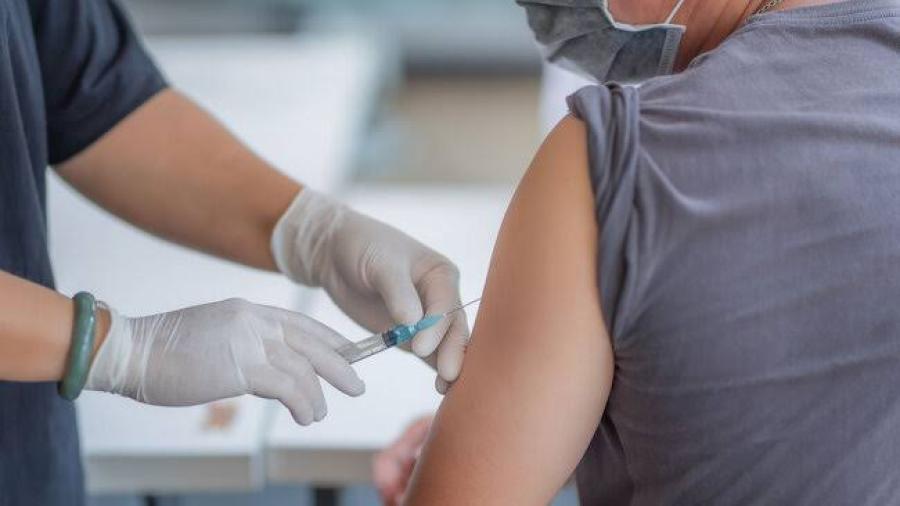 México ha aplicado 400 mil vacunas contra el COVID-19