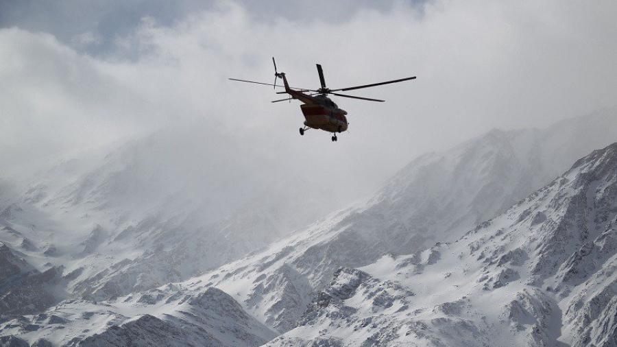 Localizan restos del avión que se estrelló con 66 pasajeros en Irán 
