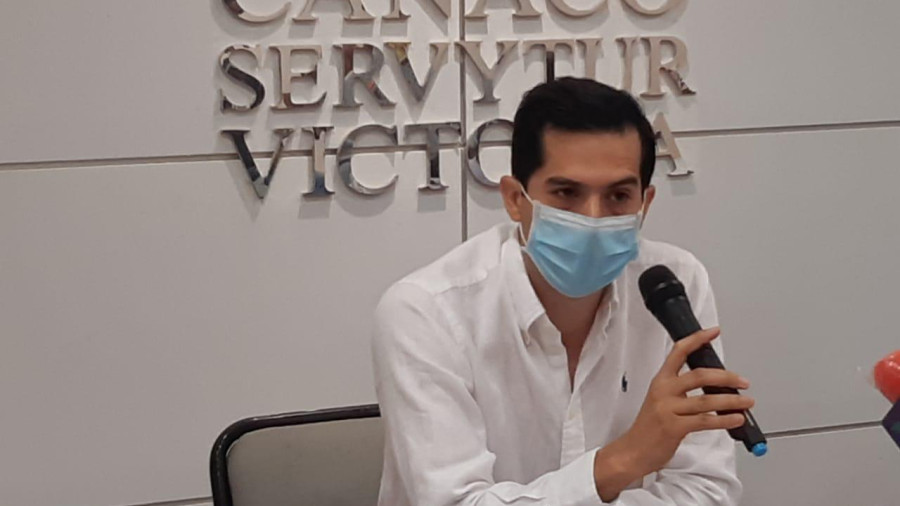 Busca la CANACO comprar vacunas contra el COVID-19 