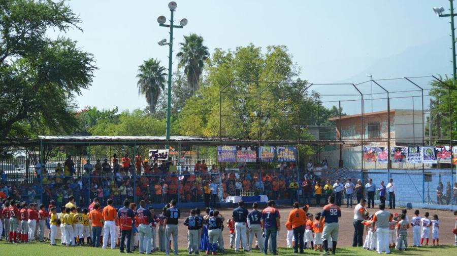 Inauguran torneo `Oto&ntilde;o-Invierno&acute;