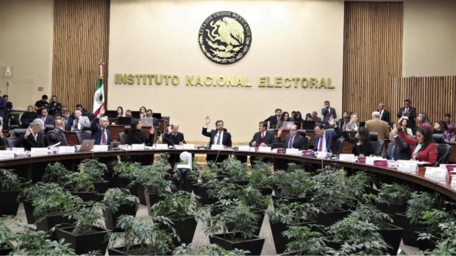 INE comienza proceso para asumir elecciones extraordinarias en Puebla