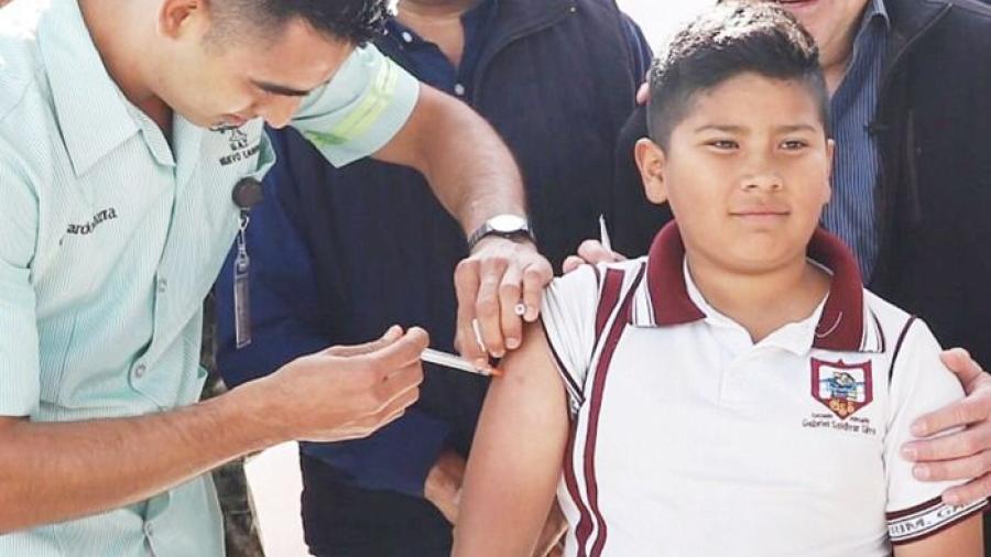 Vacunaran a niños contra el virus del papiloma en Nuevo Laredo 