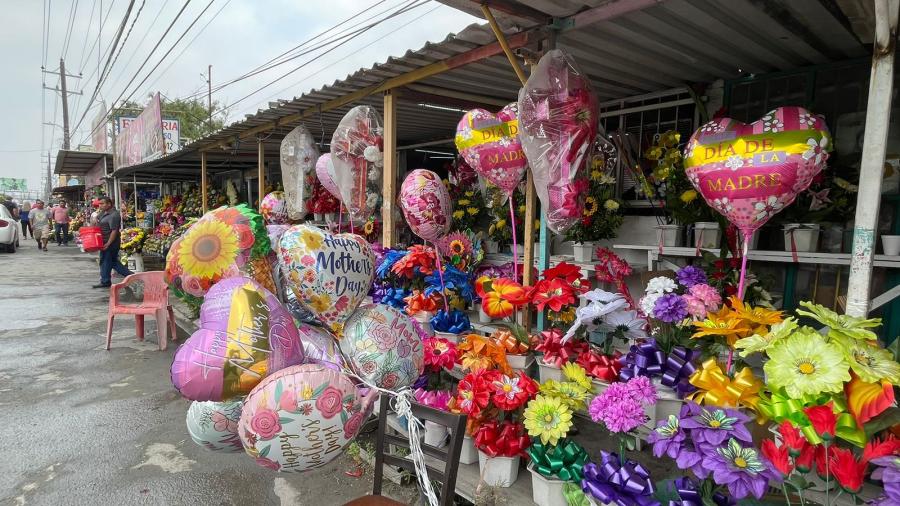Pese aumento de la flor; comerciantes esperan buenas ventas