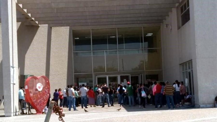 Trasladan insumos y equipo médico a Tamaulipas para pacientes con COVID-19