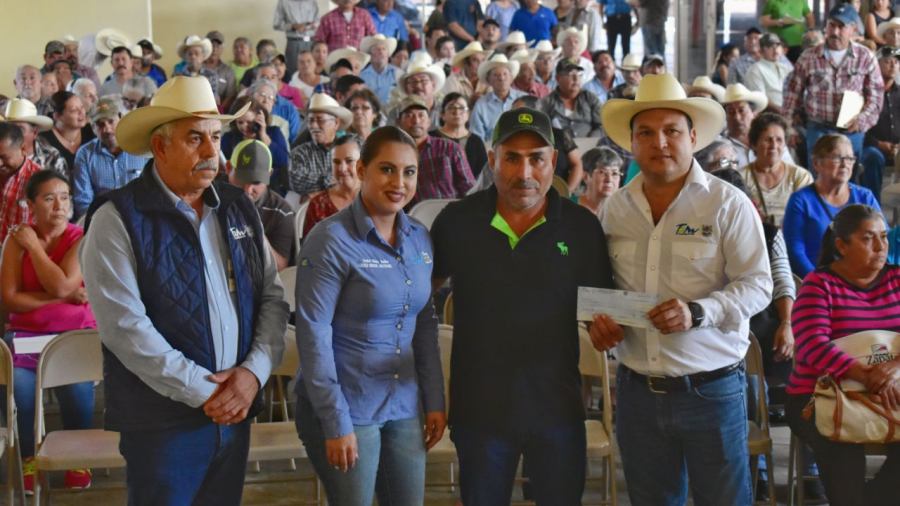 Más de 2.5 MDP reciben agricultores de Méndez