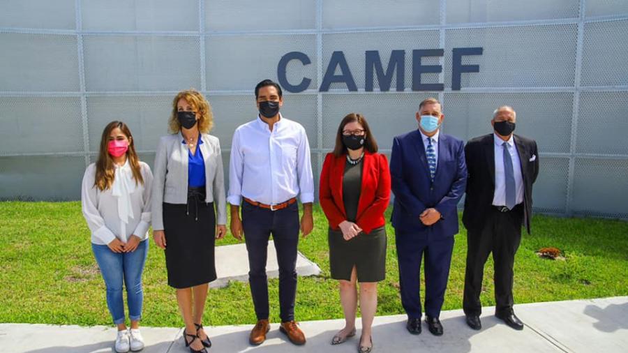 Recibe Carlos Peña visita de Cónsules de EEUU en nuevo CAMEF