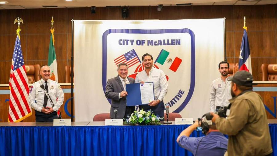 Firmaron Alcaldes de Reynosa y McAllen Convenio de Colaboración para Capacitar Bomberos 