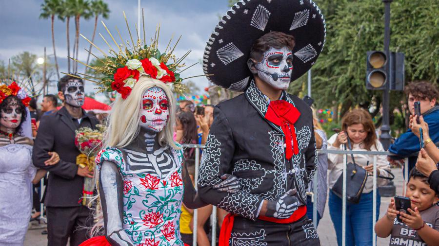 Vive Matamoros espectacular desfile de “La Huesuda 2022” organizado por el Gobierno de Matamoros