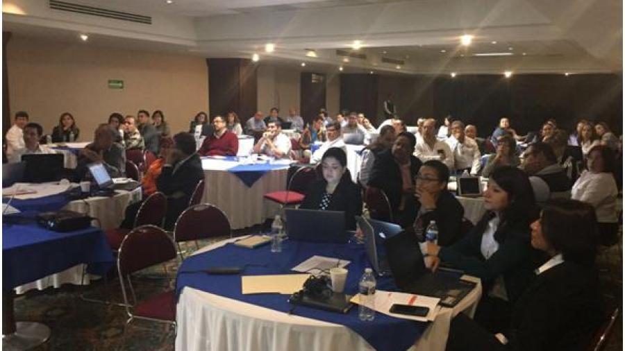 Capacitan a personal de Gobierno del Estado y UAT