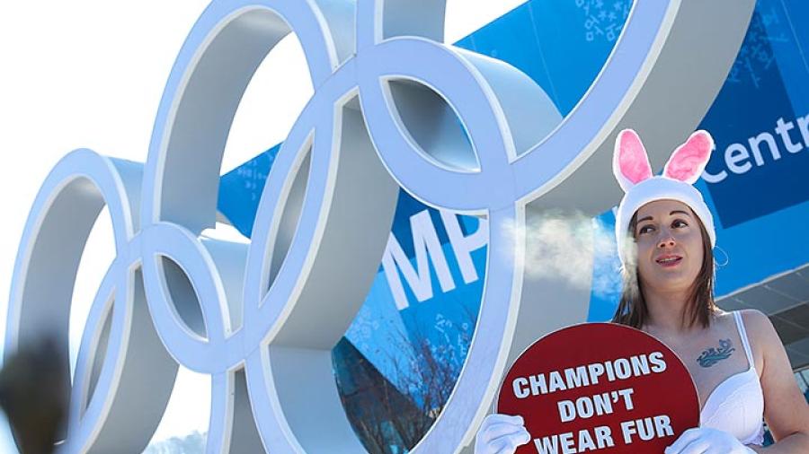 En lencería protestan a -16°C