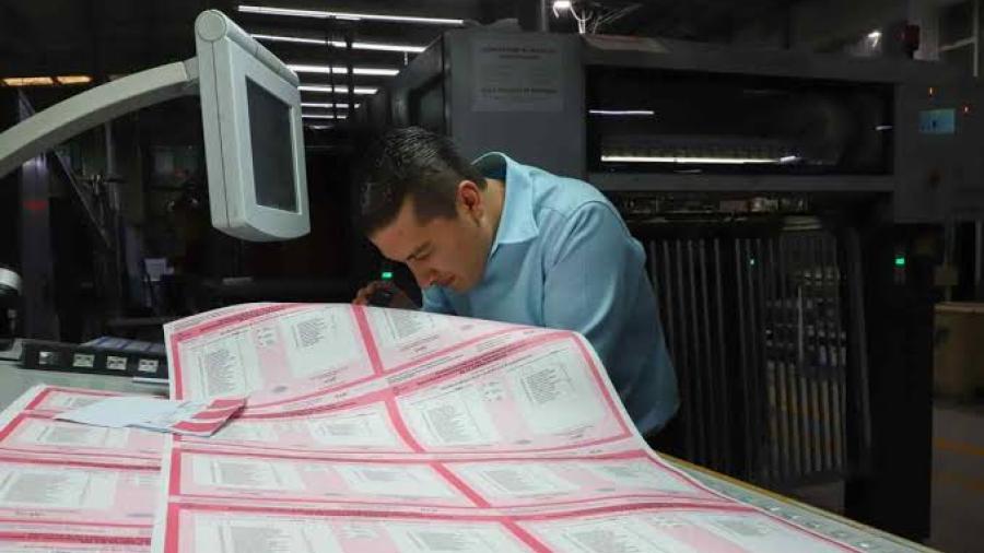 INE inicia distribución de boletas para elección judicial