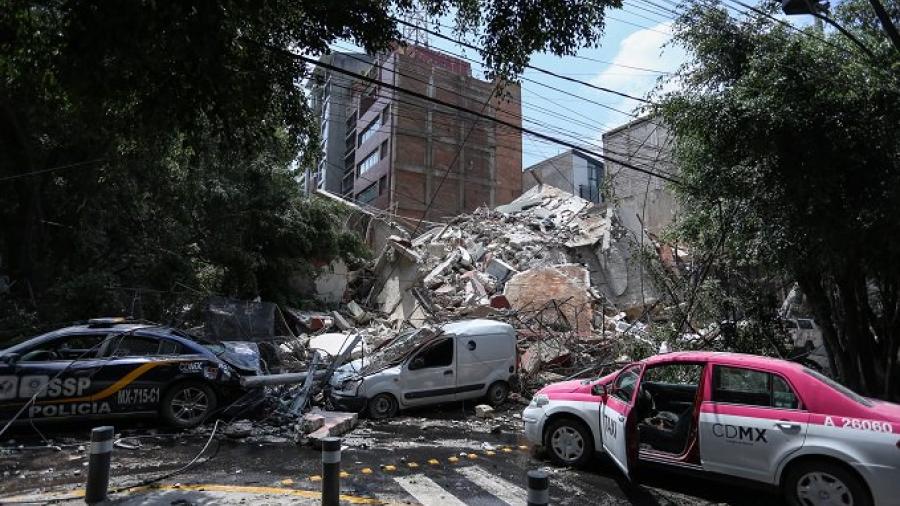 Aumenta a 331 la cifra de muertos tras terremoto