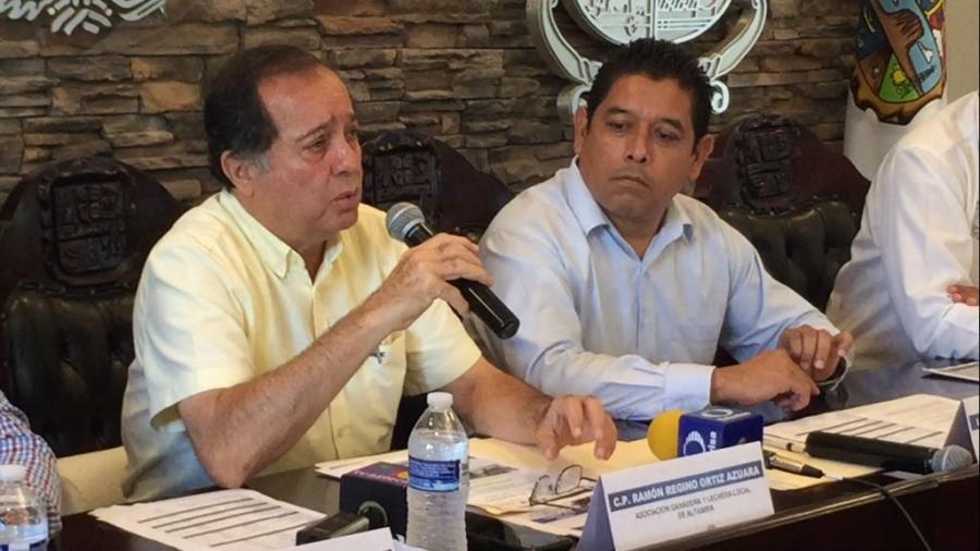 Disminuye producción ganadera por la reconversión de las tierras