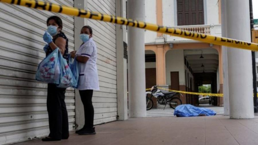 Colapsa sistema de Salud de Ecuador; dejan cadáveres en las calles de Guayaquil