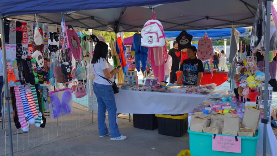 Gobierno Municipal impulsa a jóvenes emprendedores con bazar edición Halloween