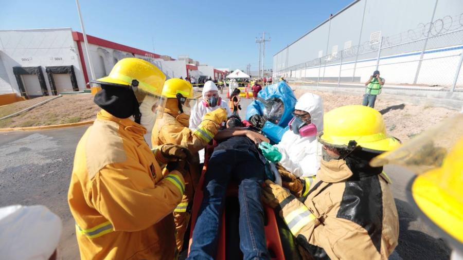 Realizan simulacro para atender emergencias qu&iacute;micas 