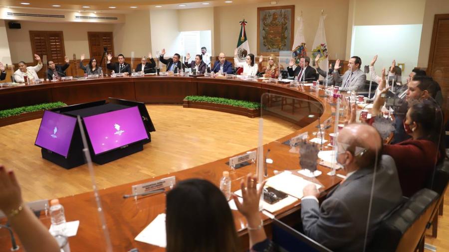 Autorizan en cabildo actualizaci&oacute;n referendo de obras transferidas