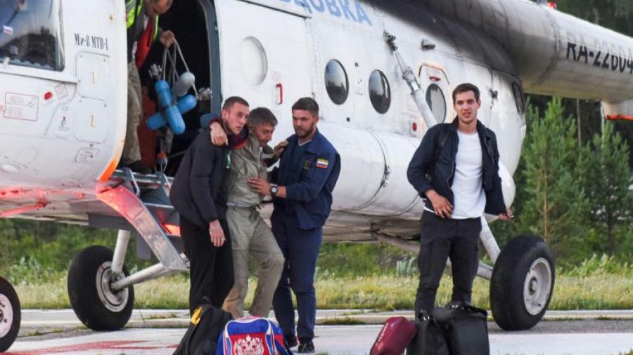 Encuentran con vida a los pasajeros de un avión desaparecido en Siberia