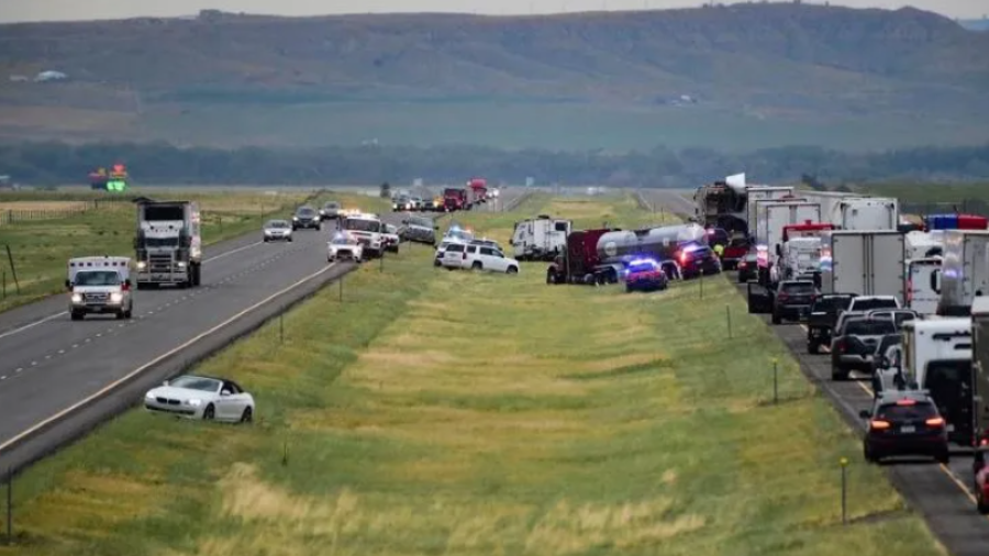 Tormenta de arena ocasiona carambola en Montana y deja 6 muertos 