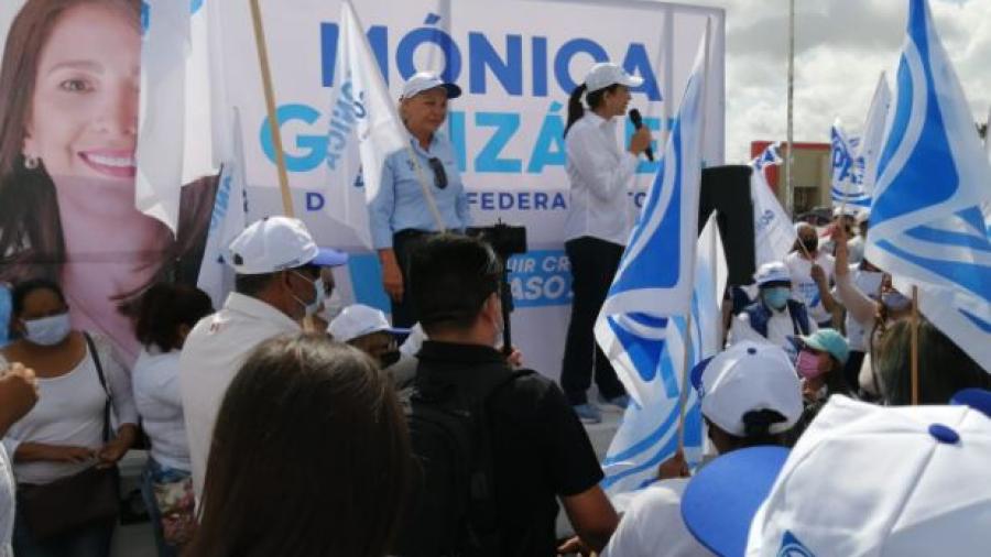 Con Brigadas de impacto, Mónica González arranca campaña por diputación del cuarto distrito